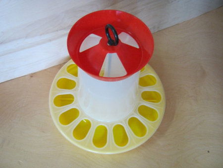 Бункерная кормушка КБ-8 для утят