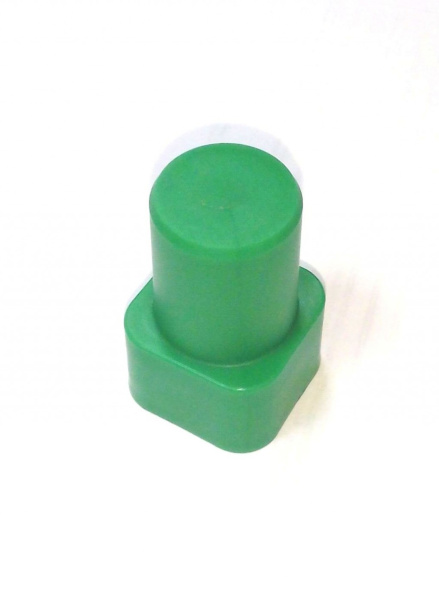 Заглушка на 22мм ниппельного поения для клеток кур несушек