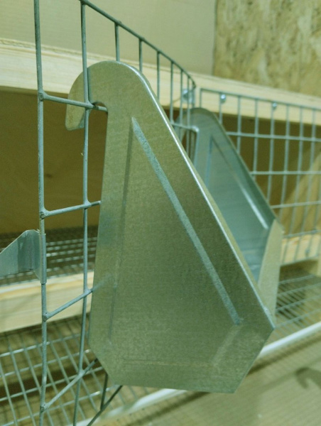 Кормушка "Желоб-20" для бройлеров