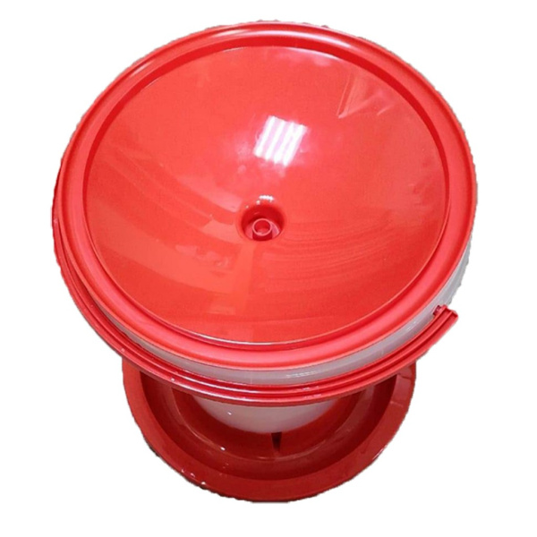 Поилка поплавковая 18л на ножках