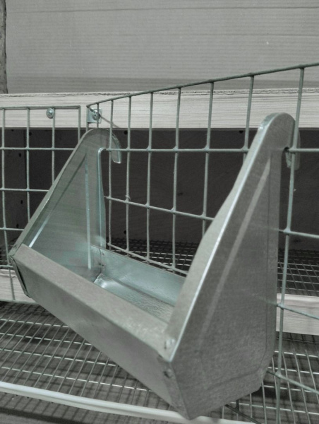 Кормушка "Желоб-20" для цесарок