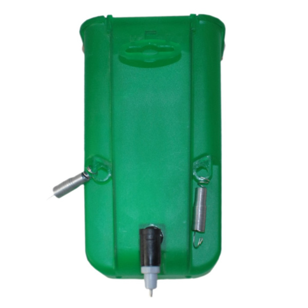 Ниппельная поилка НПБ-2019 с бачком для кролиководства