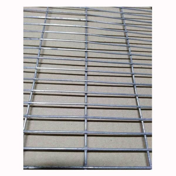 Сетка оцинкованная 12,5х50х2 для клеток несушек по вашим размерам